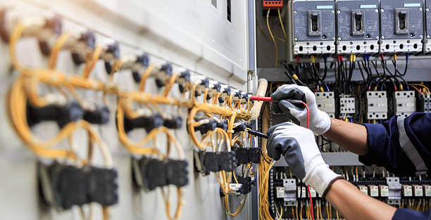 Professional Electrician technician working in Savage, MN